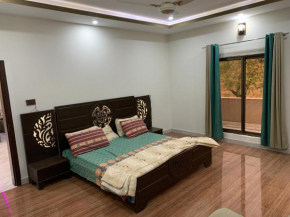 Naqvi's Residency
